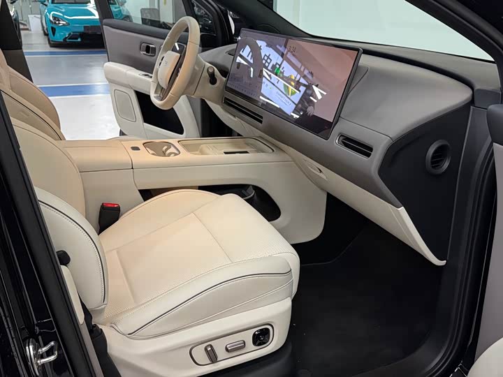 Фото 5 - LiXiang i6