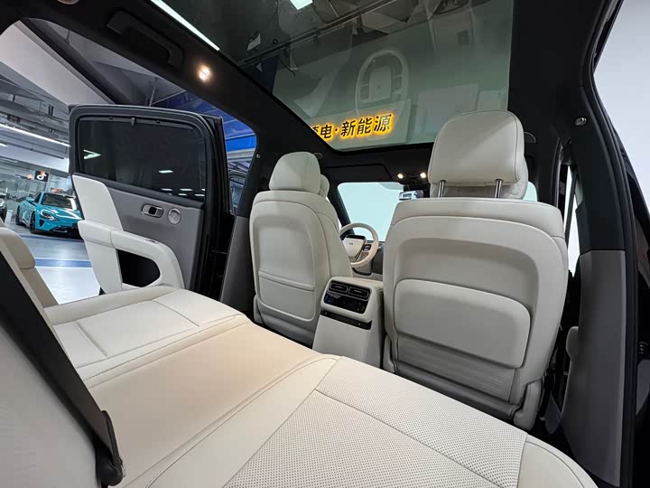 Фото 7 - LiXiang i6