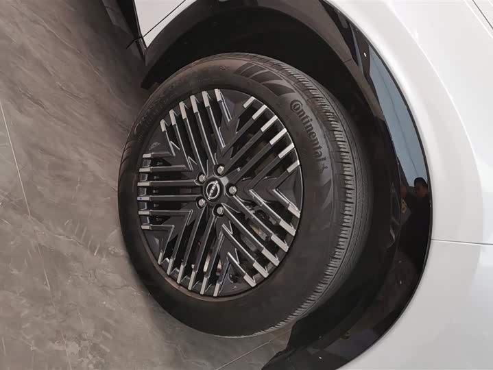 Фото 6 - Nissan Pathfinder