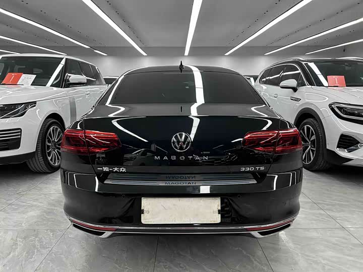 Фото 5 - Volkswagen Magotan