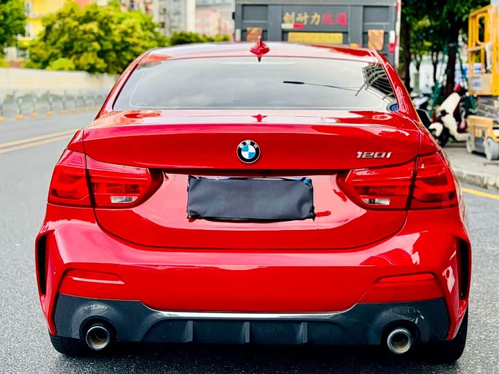 Фото 6 - BMW 1 Series
