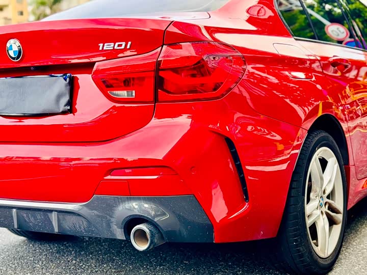 Фото 8 - BMW 1 Series