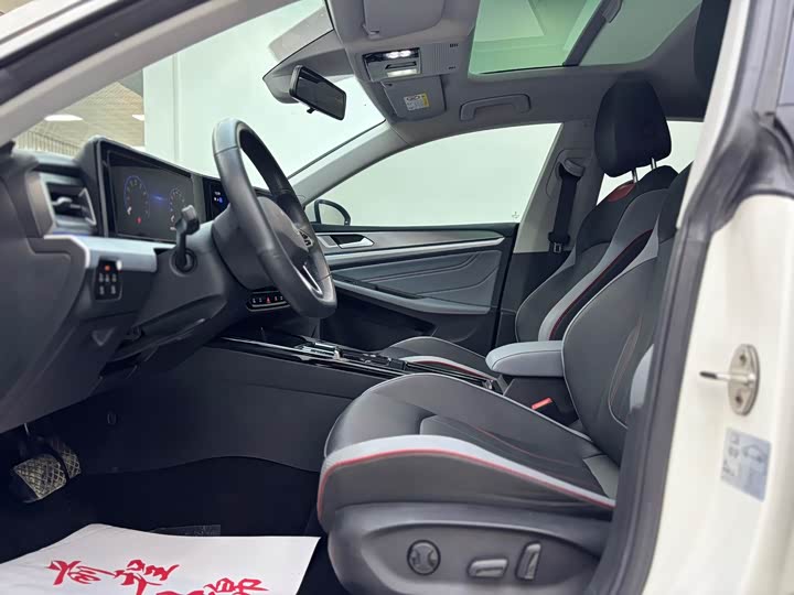 Фото 5 - Volkswagen Lamando L