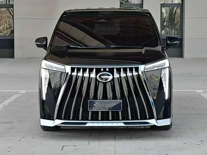 Фото 2 - GAC Trumpchi M8