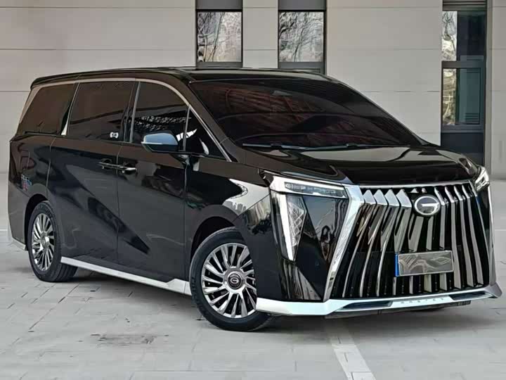 Фото 3 - GAC Trumpchi M8