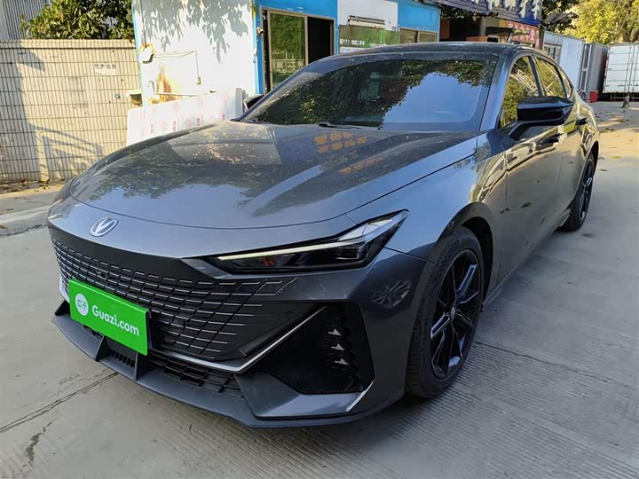 Фото 1 - Changan UNI-V