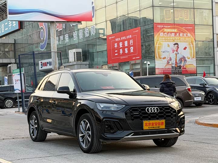 Фото 3 - Audi Q5L