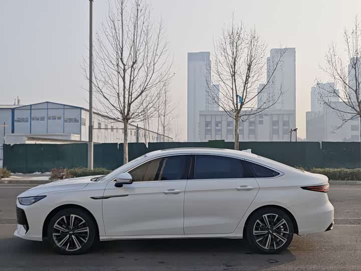 Фото 3 - Chery Arrizo 8 Pro