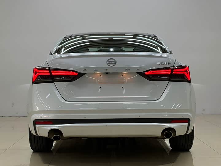 Фото 5 - Nissan Teana