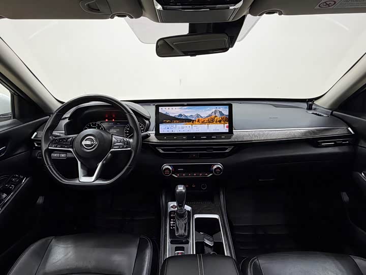 Фото 9 - Nissan Teana