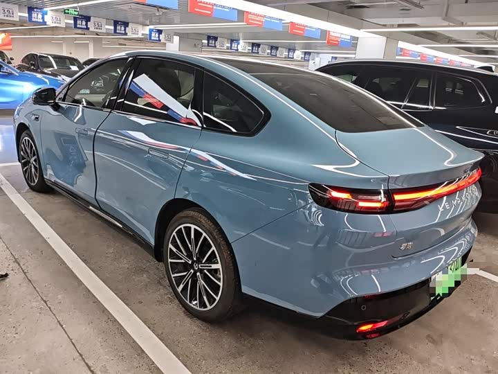 Фото 5 - Leapmotor B01