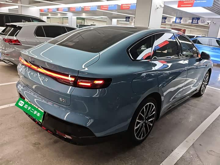 Фото 7 - Leapmotor B01