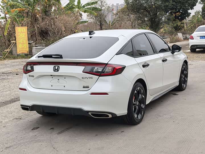 Фото 6 - Honda Civic