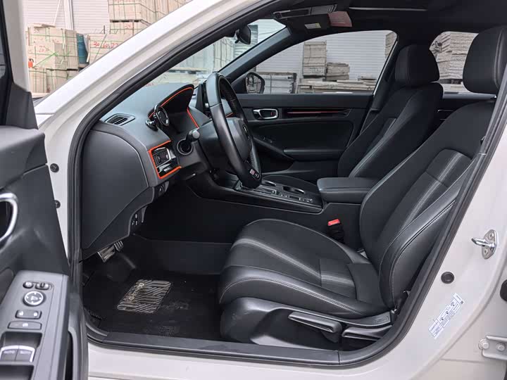 Фото 9 - Honda Civic