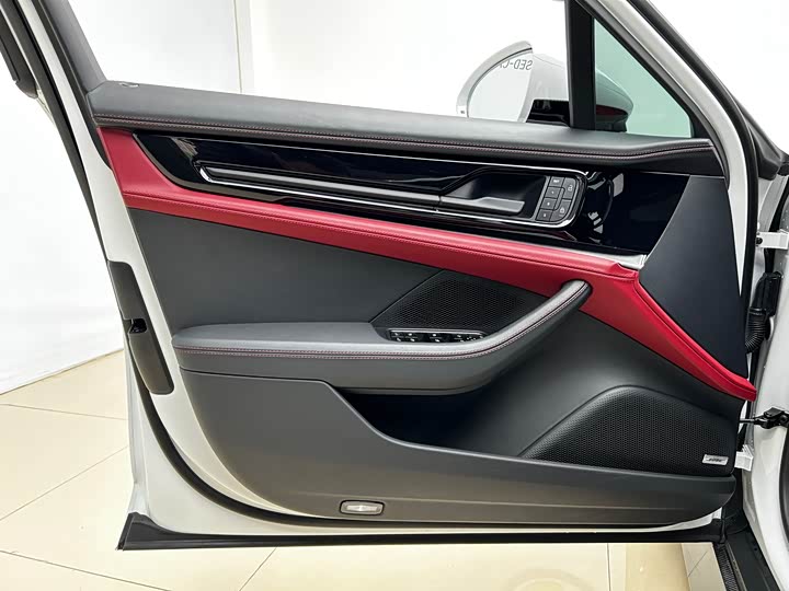 Фото 4 - Porsche Panamera