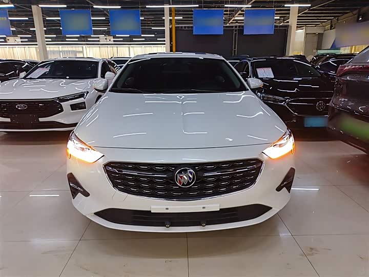 Фото 3 - Buick Regal