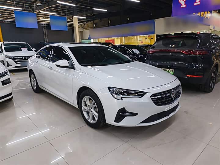 Фото 4 - Buick Regal