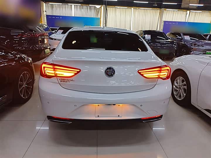 Фото 6 - Buick Regal