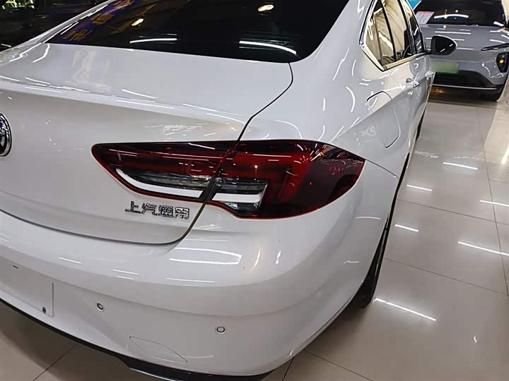 Фото 8 - Buick Regal