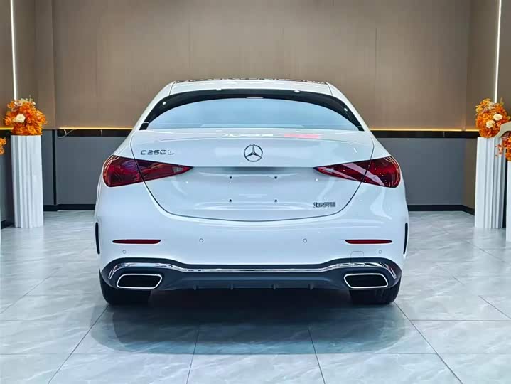 Фото 6 - Mercedes-Benz C-Class