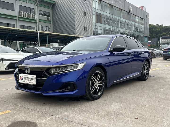 Фото 6 - Honda Accord