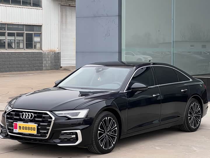 Фото 1 - Audi A6L