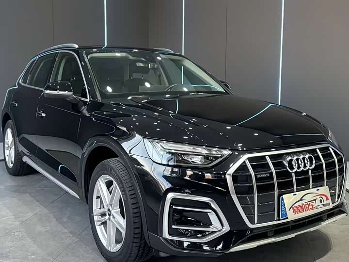 Фото 3 - Audi Q5L