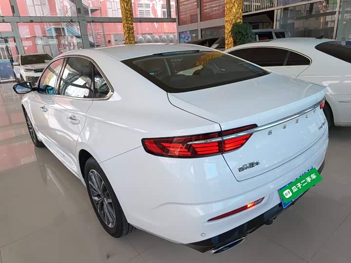 Фото 5 - Geely Preface