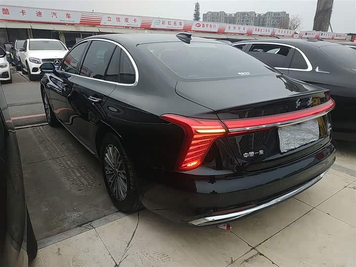 Фото 5 - Hongqi H5