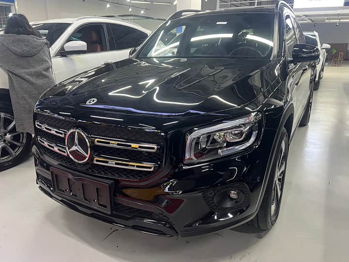 Фото 1 - Mercedes-Benz GLB-Class