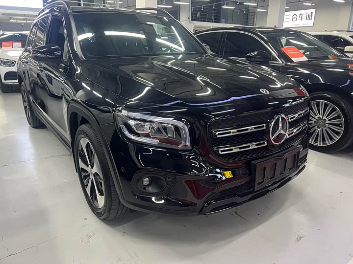 Фото 3 - Mercedes-Benz GLB-Class