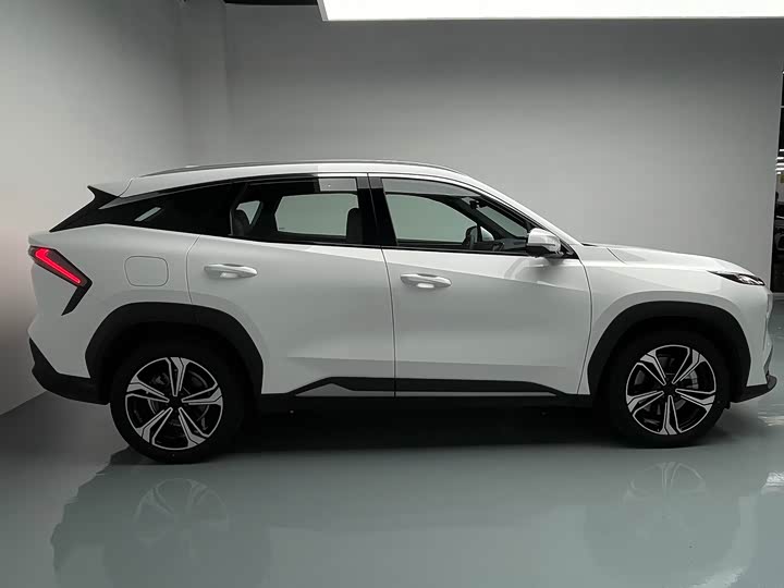 Фото 4 - Geely Galaxy L7