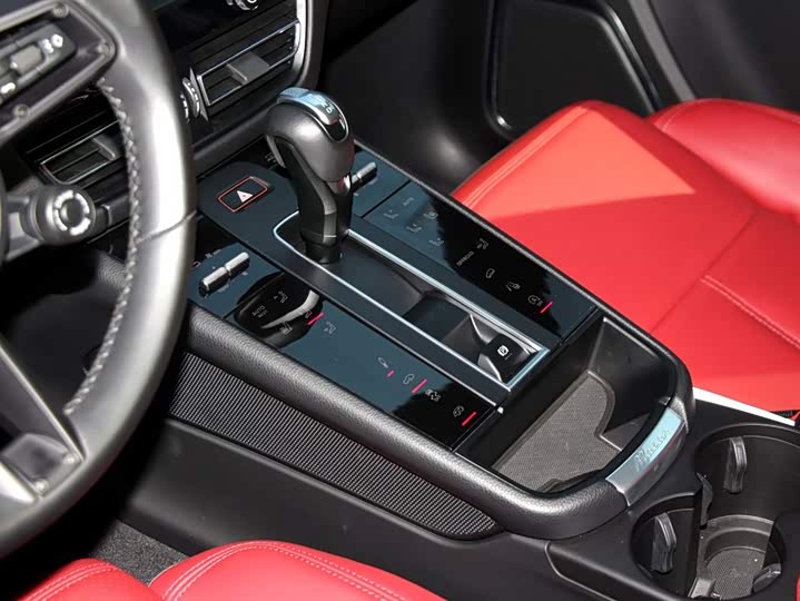 Фото 6 - Porsche Macan