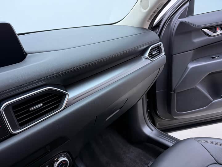 Фото 9 - Mazda CX-5