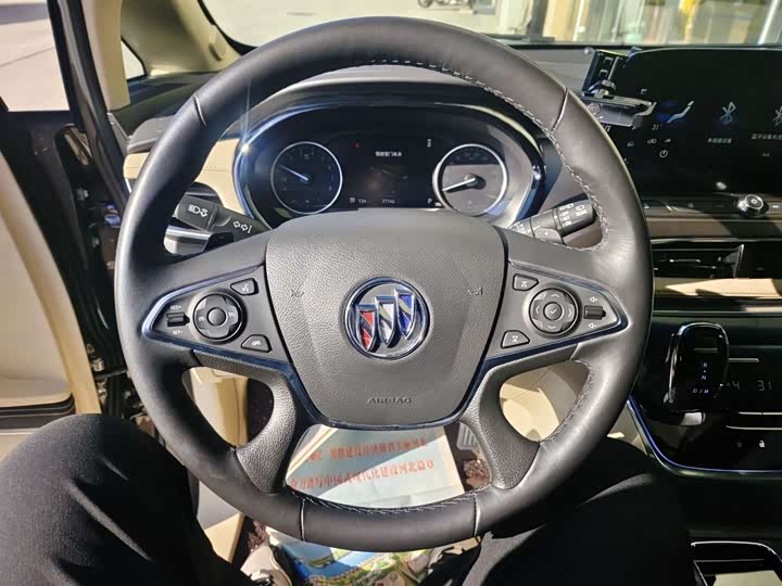 Фото 8 - Buick GL8 ES