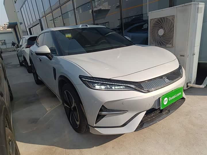 Фото 4 - BYD Song L