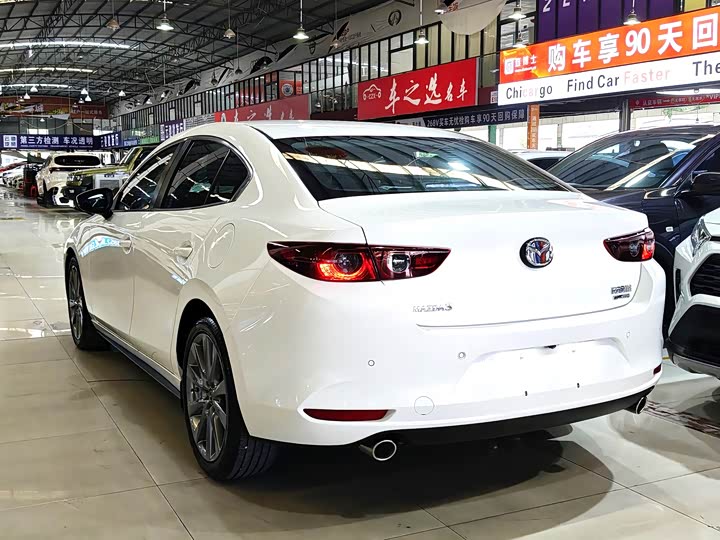 Фото 8 - Mazda 3 (Axela)