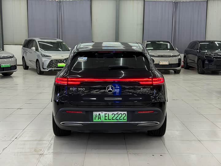 Фото 9 - Mercedes-Benz EQC