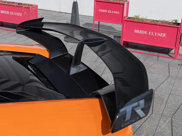 Фото 9 - Lamborghini Huracán