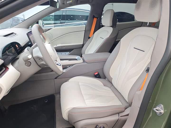 Фото 8 - Zeekr 007 GT