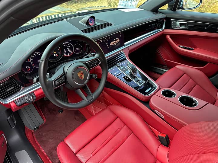 Фото 5 - Porsche Panamera