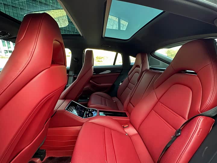 Фото 6 - Porsche Panamera