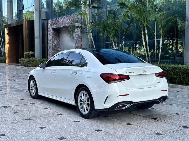 Фото 5 - Mercedes-Benz A-Class