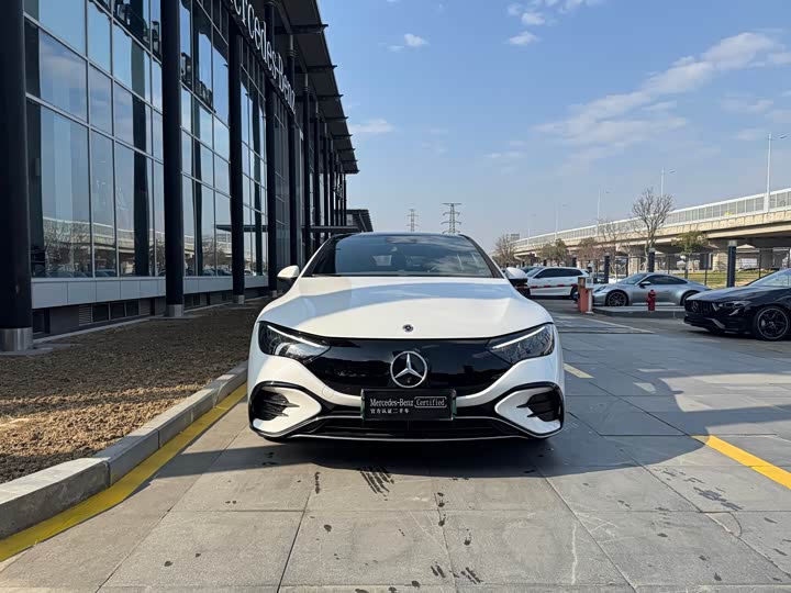 Фото 2 - Mercedes-Benz EQE