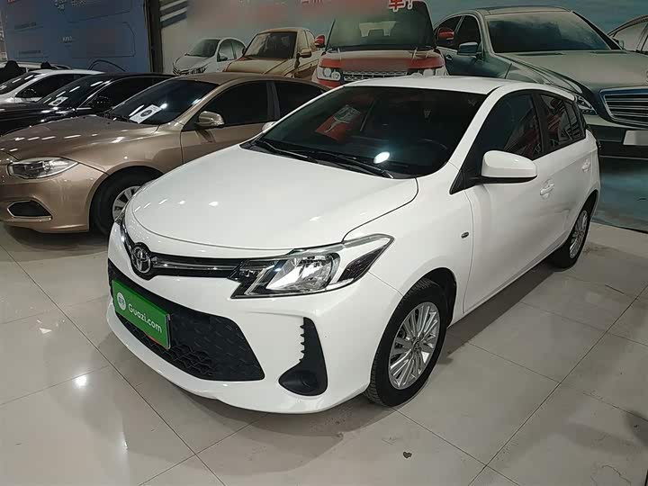 Фото 2 - Toyota Vios FS