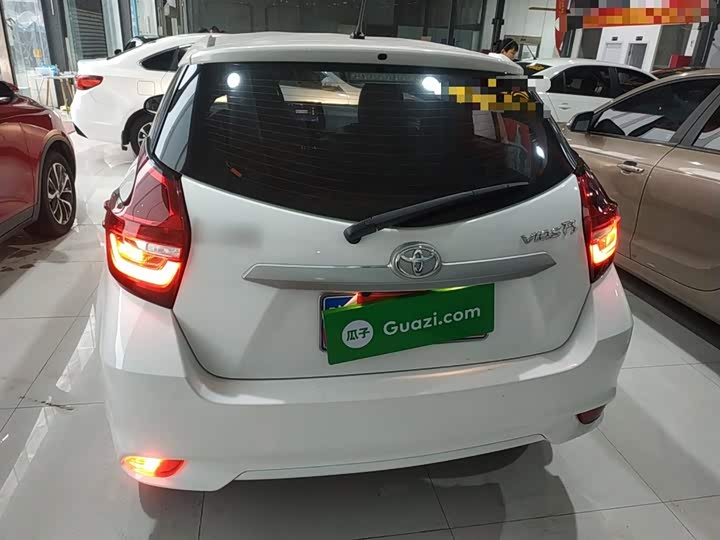 Фото 6 - Toyota Vios FS