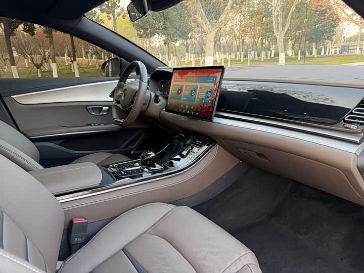 Фото 8 - BYD Han