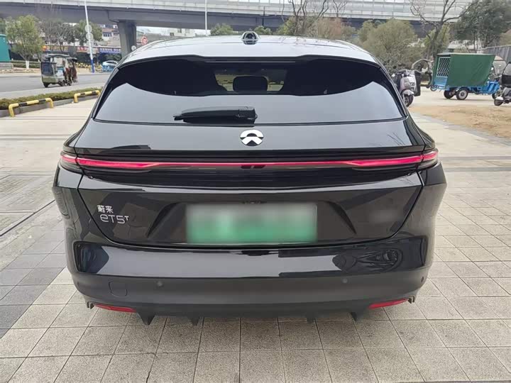 Фото 8 - Nio ET5T