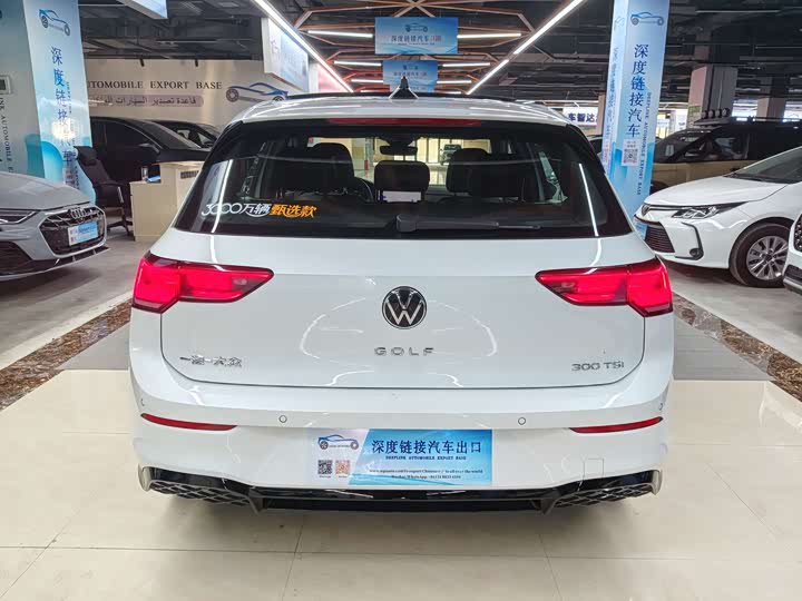 Фото 6 - Volkswagen Golf