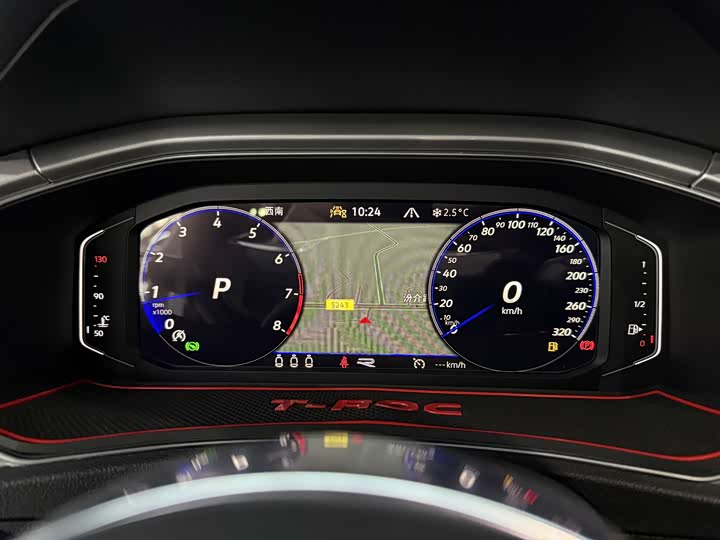 Фото 7 - Volkswagen T-Roc